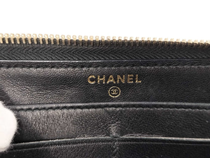 CHANEL Caviar Skin Round Wallet
