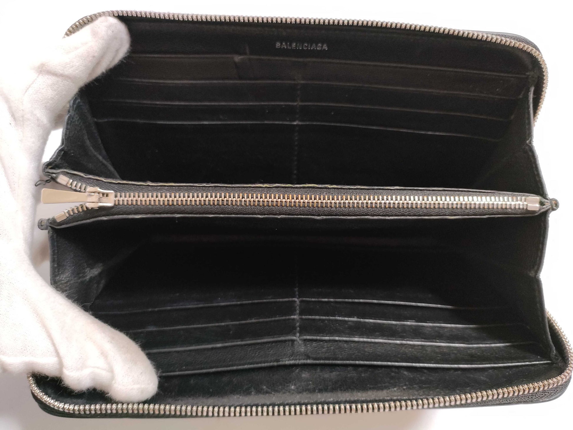 BALENCIAGA Round Zipper Embossed Wallet