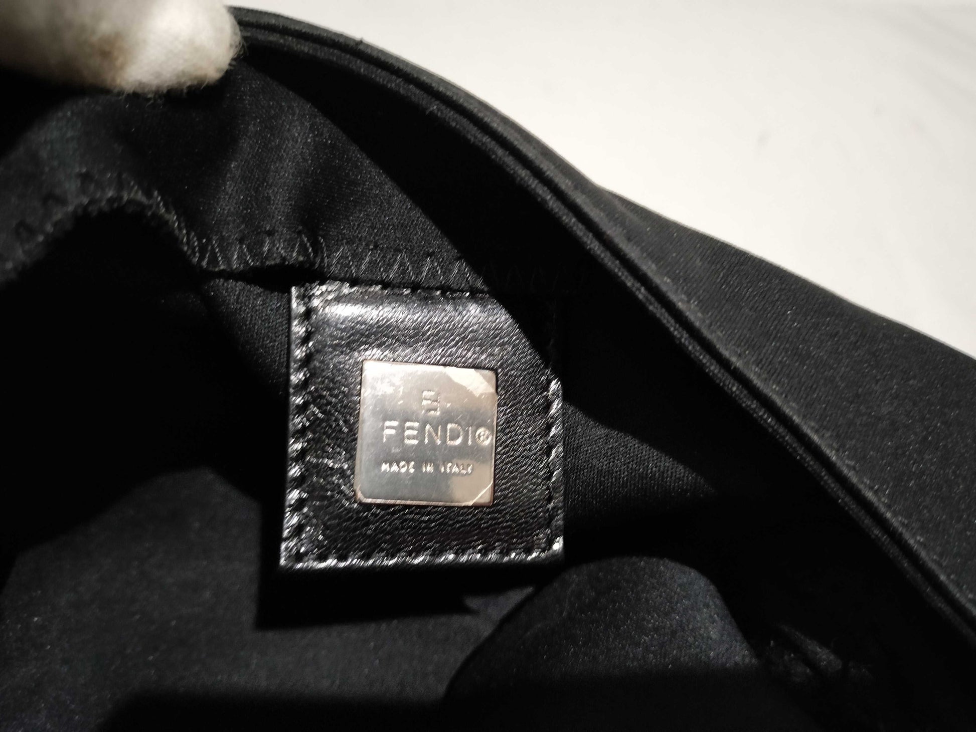 FENDI Mamma One-Shoulder Handbag 2321 26325 009