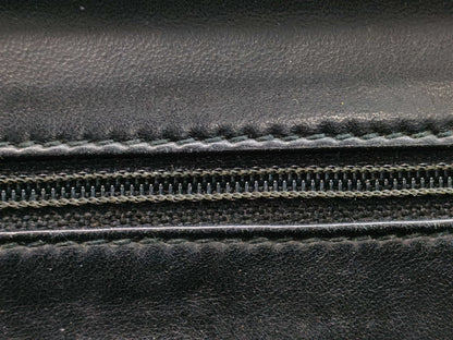 HUNTING WORLD Leather Shoulder Bag/Handbag