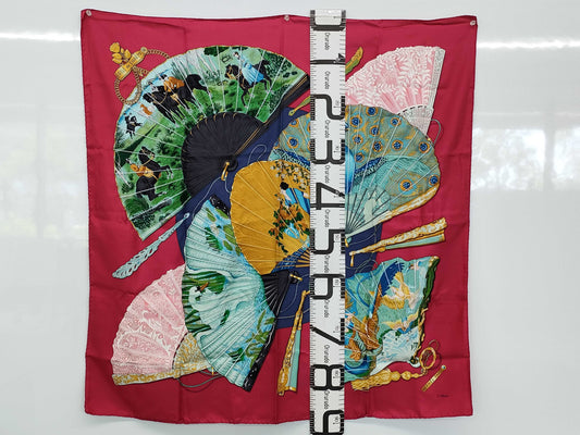 HERMES Carre Enchanting Breeze Scarf