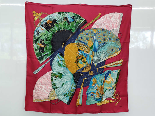 HERMES Carre Enchanting Breeze Scarf