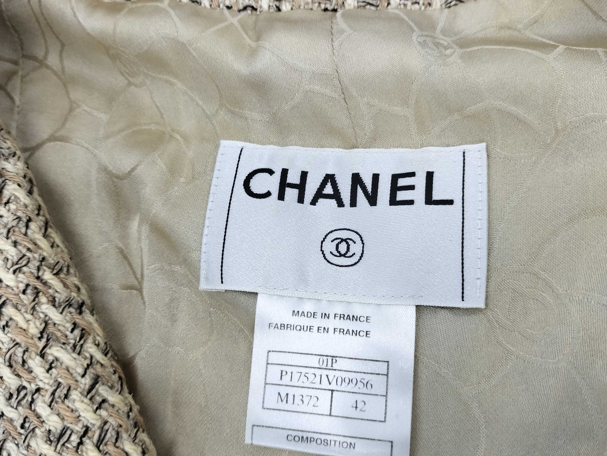CHANEL 01P Coco Button Vest Vest