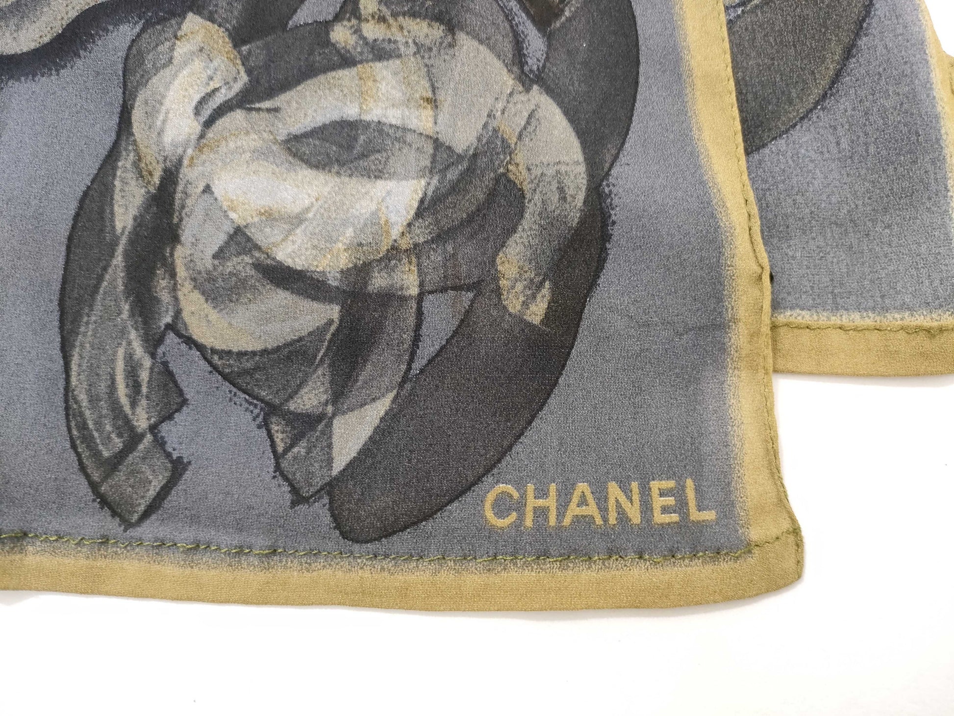 CHANEL Coco Stole Scarf