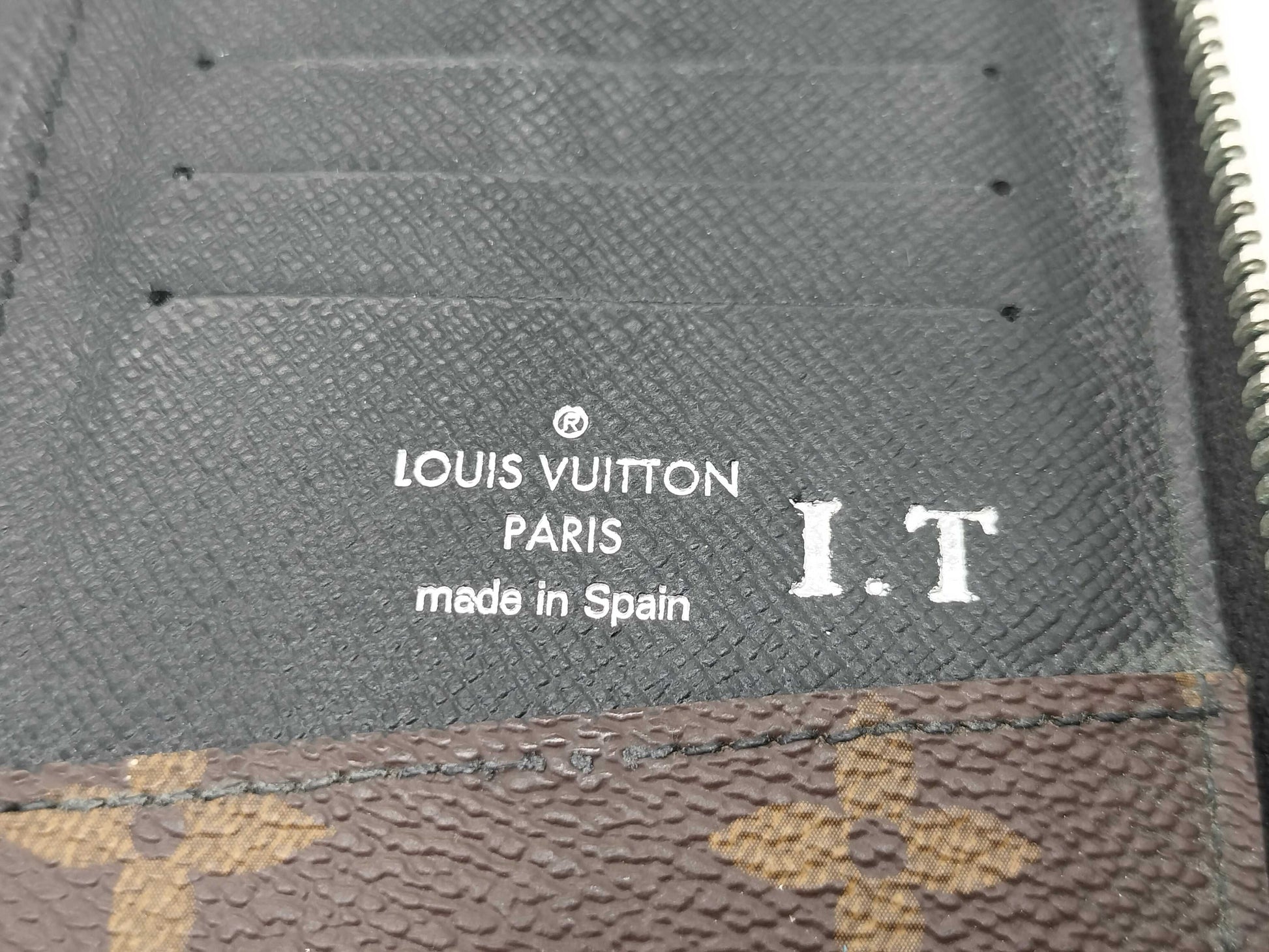 LOUIS VUITTON CA 2148 Monogram Macassar M60109 Macassar Zippy Vertical Wallet with Initials