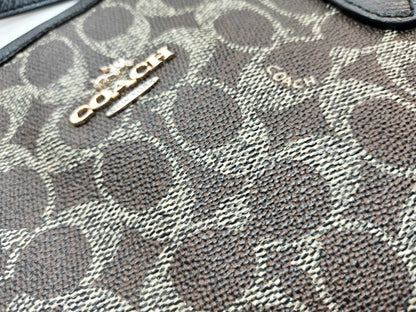 COACH Signature 4-Piece Tote Bag