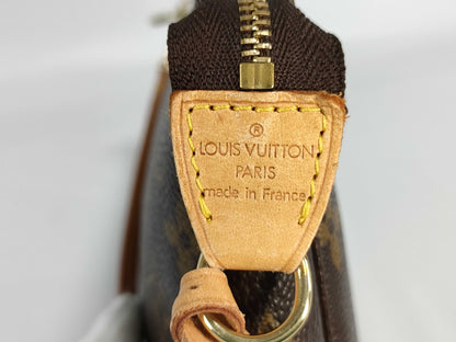 LOUIS VUITTON [Model Number] M51980 Monogram M40712 Pochette Accessoires Handbag