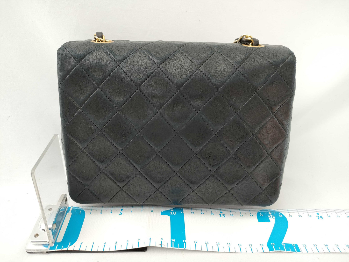 CHANEL [With sticker and card] No. 1 Lambskin Mini Matelasse / Single / Chain Shoulder / Sticker and card / No. 1 Shoulder Bag