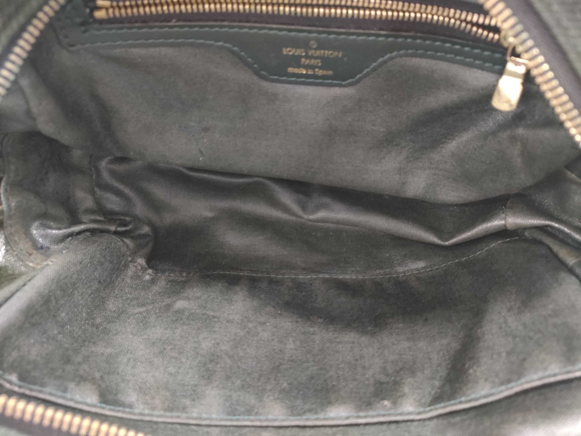 LOUIS VUITTON Taiga Parana Second Bag Second Bag