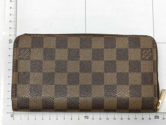 LOUIS VUITTON Damier Zippy Wallet