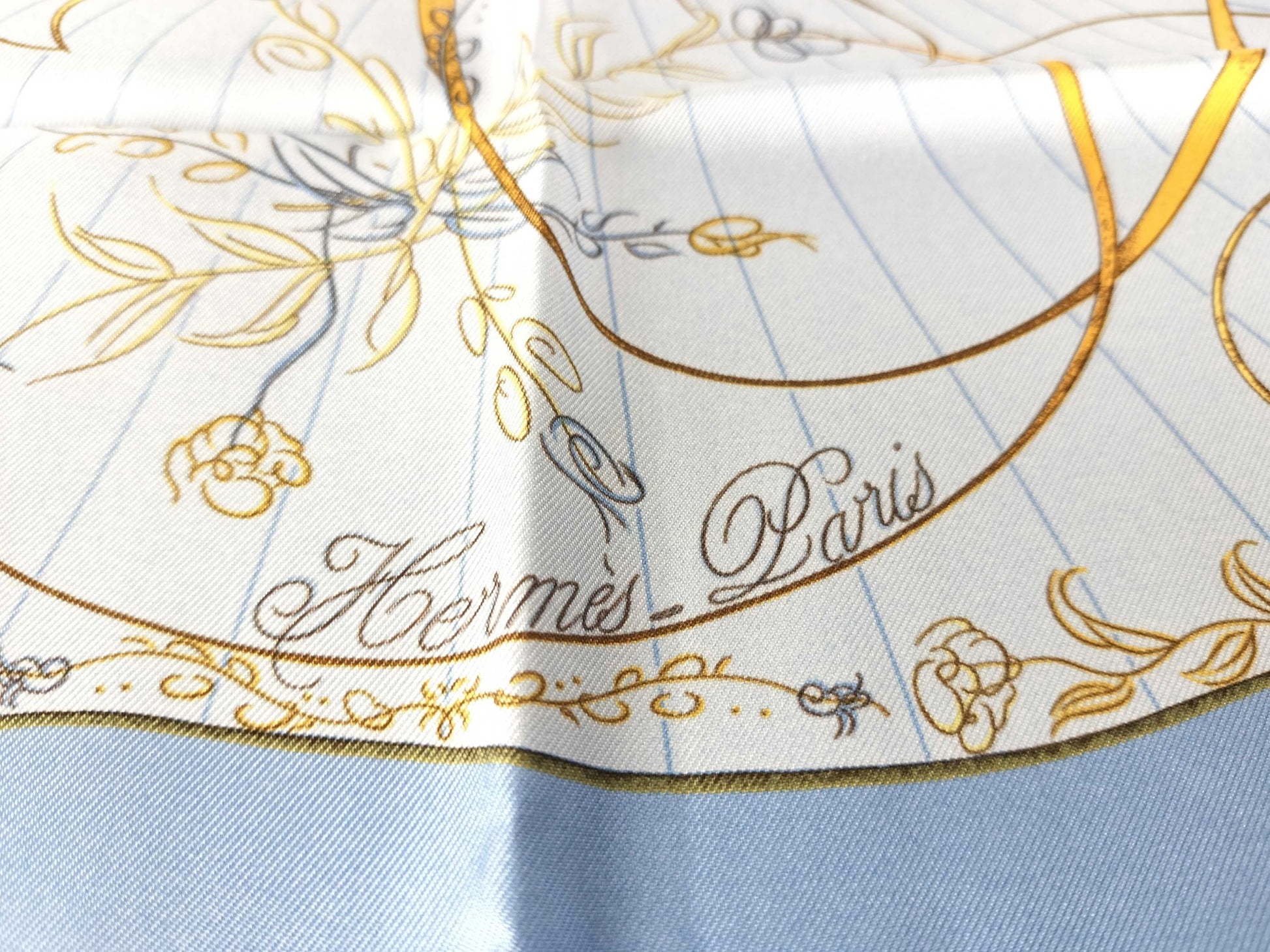 HERMES Petit Carre Carre 45 EFFLUVES Light Blue Unused Scarf