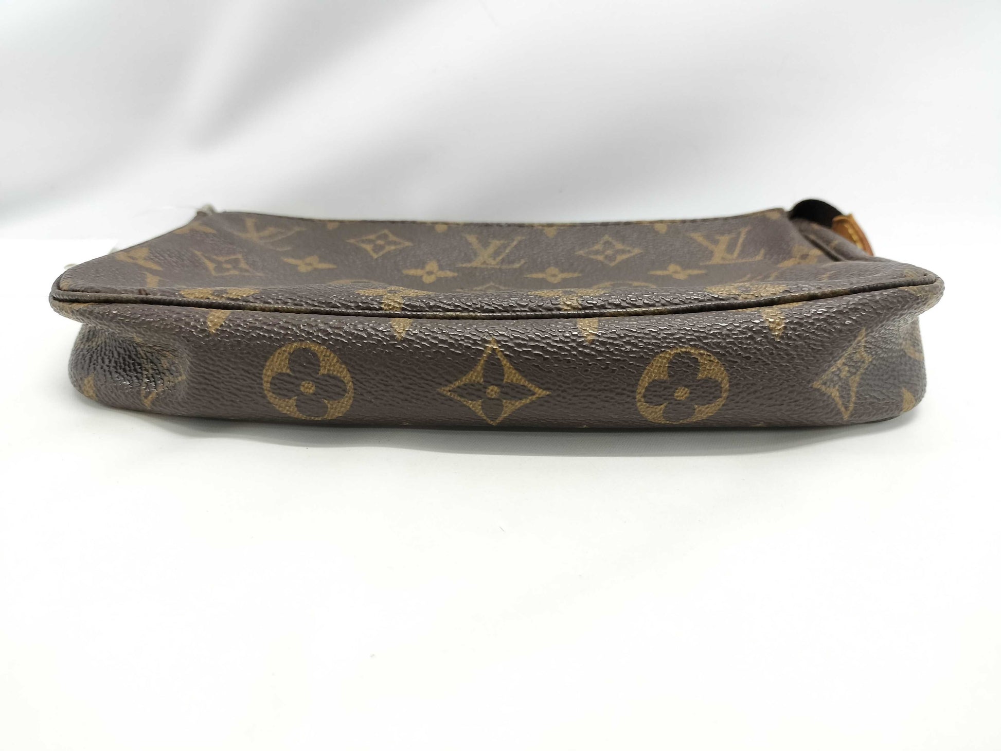 LOUIS VUITTON Monogram M51980 Pochette Accessory Pouch