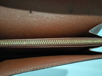 LOUIS VUITTON Monogram Portefeuille Sarah Wallet