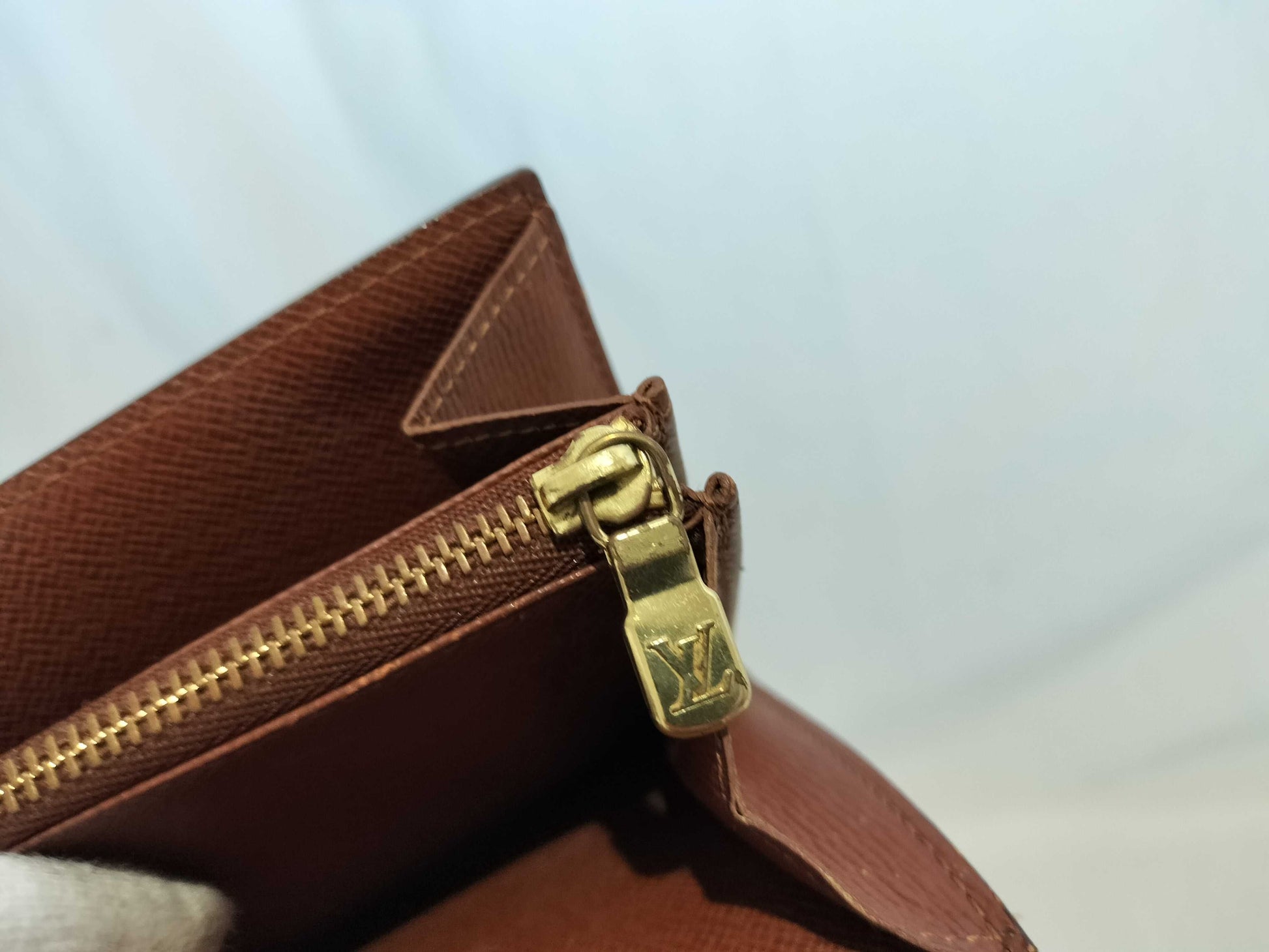 LOUIS VUITTON Monogram Portefeuille Sarah Wallet