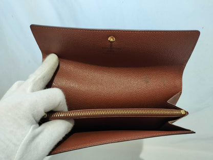 LOUIS VUITTON Monogram Portefeuille Sarah Wallet