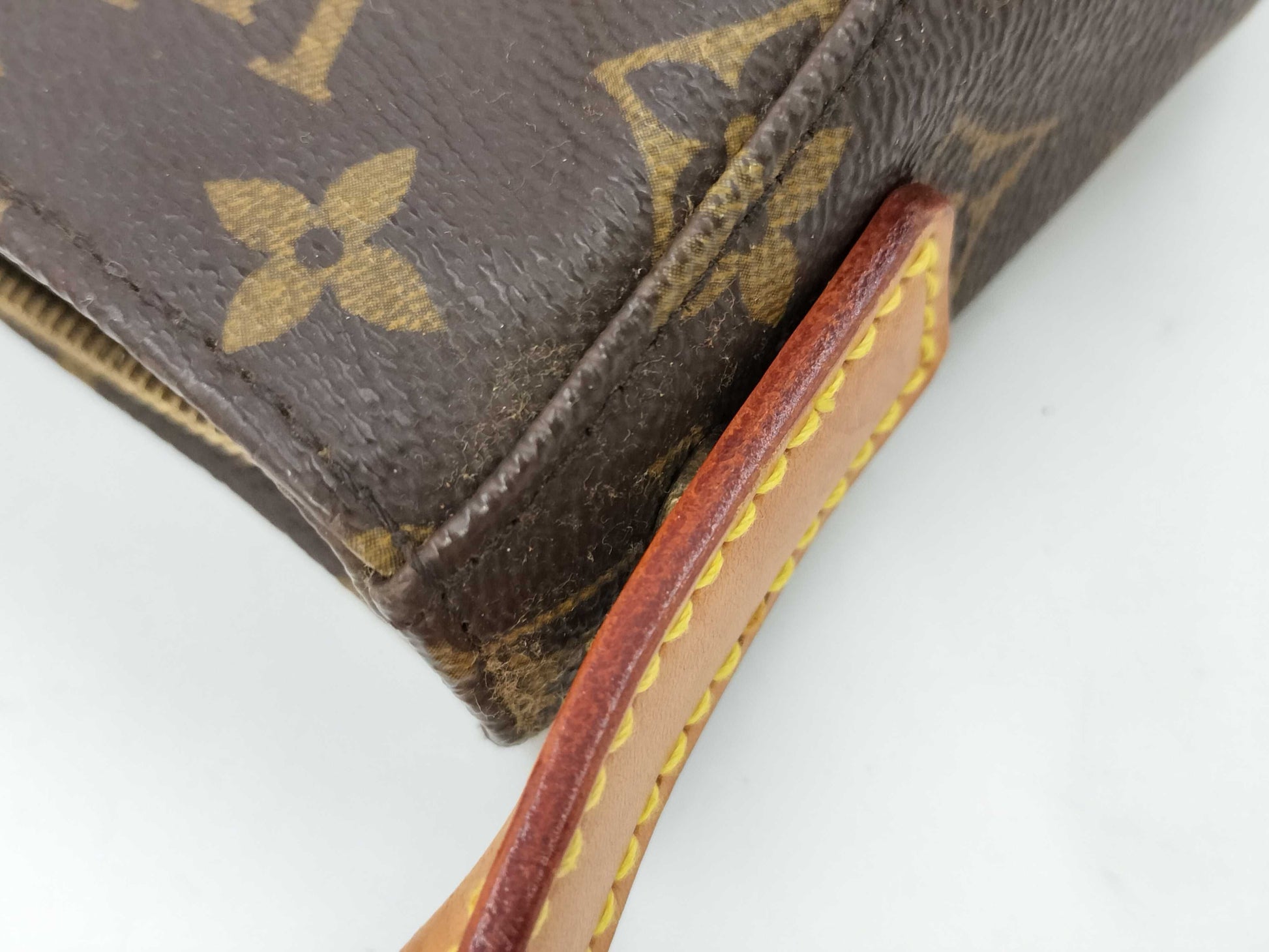 LOUIS VUITTON Monogram M51146 Looping MM Handbag