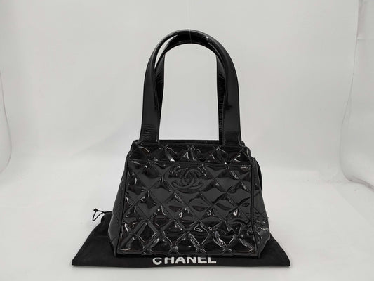 CHANEL Enamel Quilted Handbag