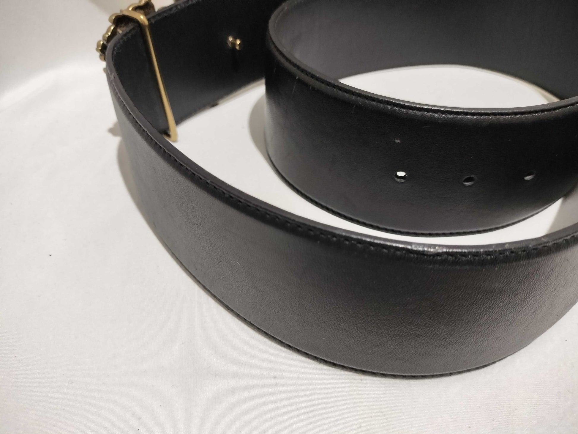 Yves Saint Laurent Gold-Plated Buckle Leather Belt