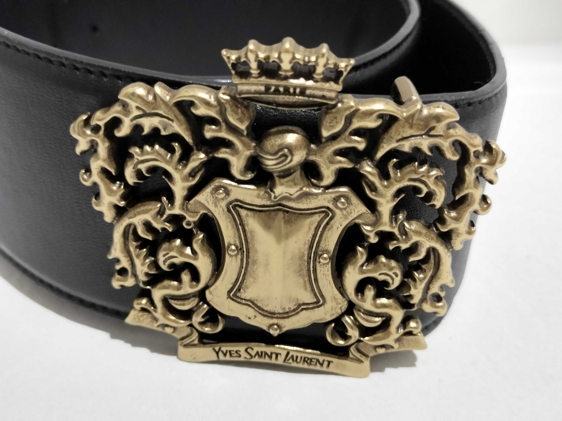 Yves Saint Laurent Gold-Plated Buckle Leather Belt