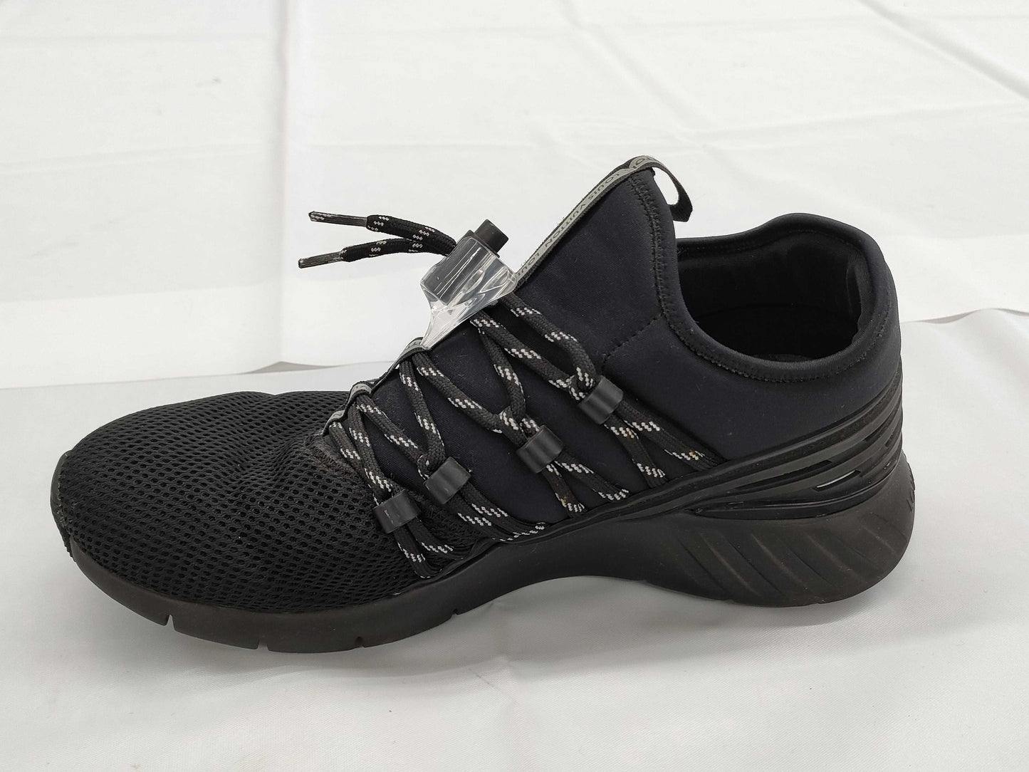 LOUIS VUITTON Canvas Black Sneakers