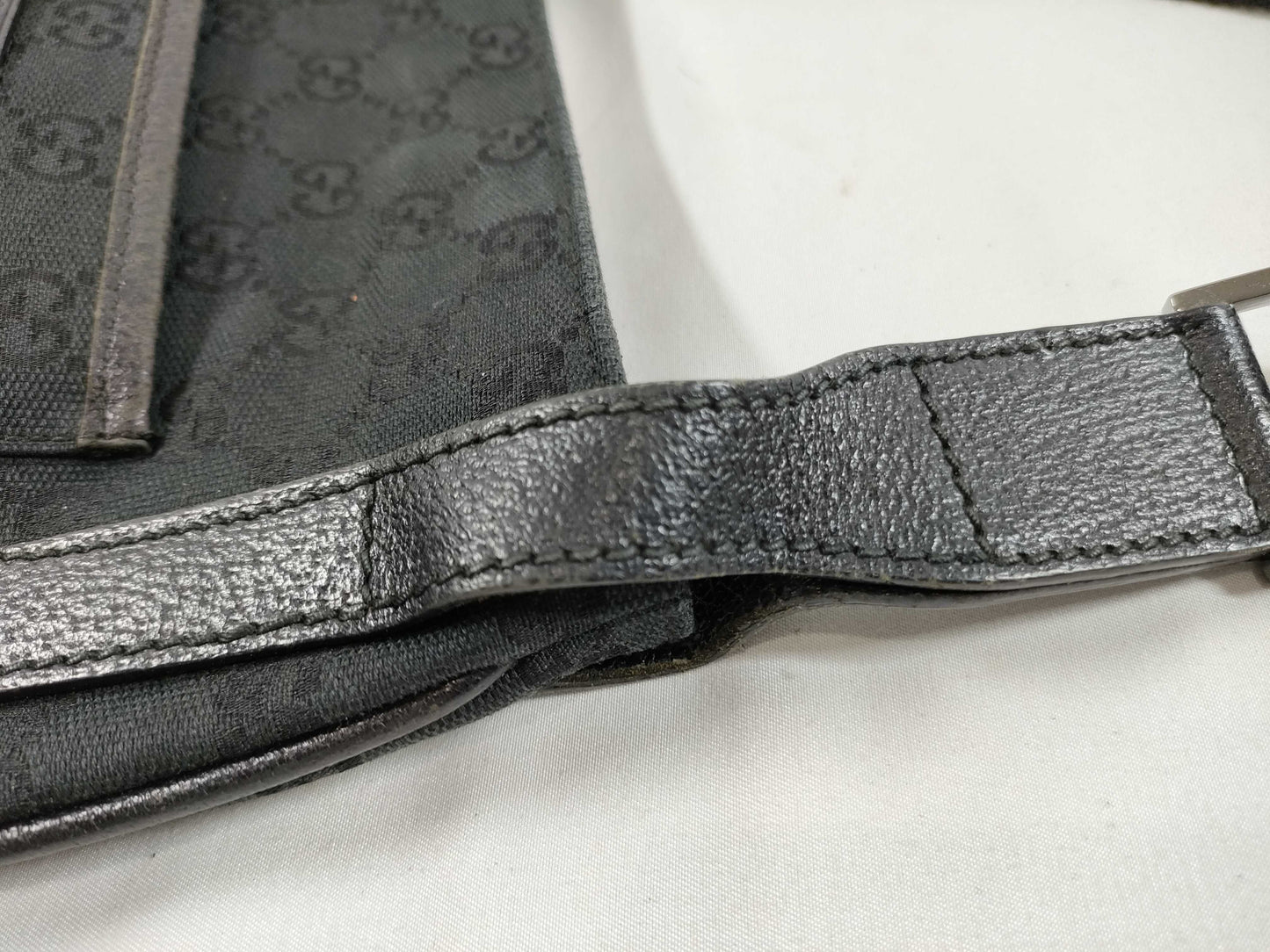 GUCCI GG Canvas 122793 Shoulder Bag