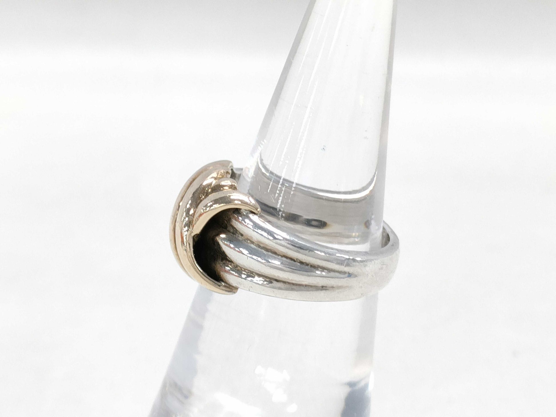 Tiffany & Co. K10/925 Grooved Ring with Cross Motif