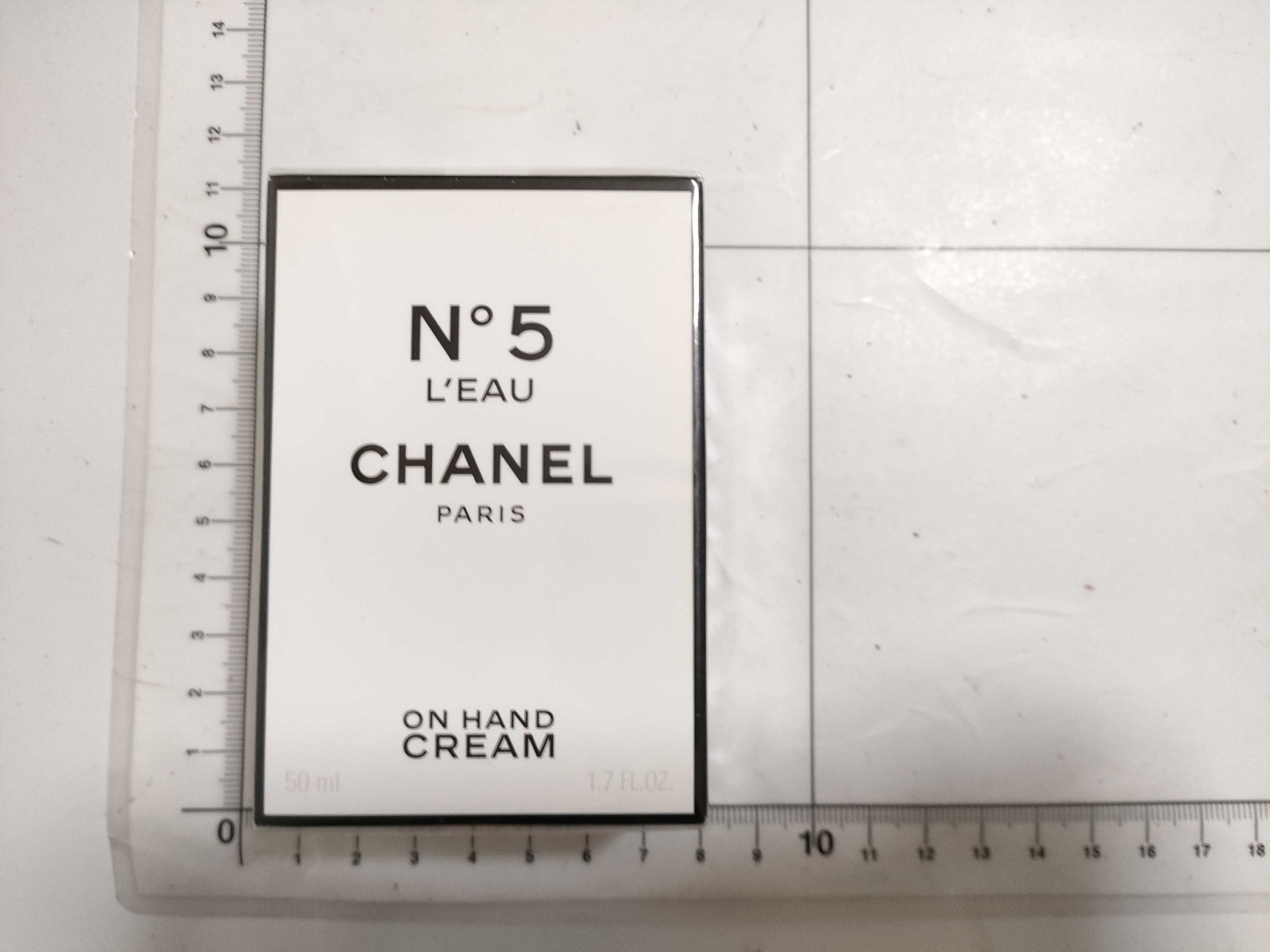 CHANEL No. 5 Low Hand Cream Unopened Other Accessories
