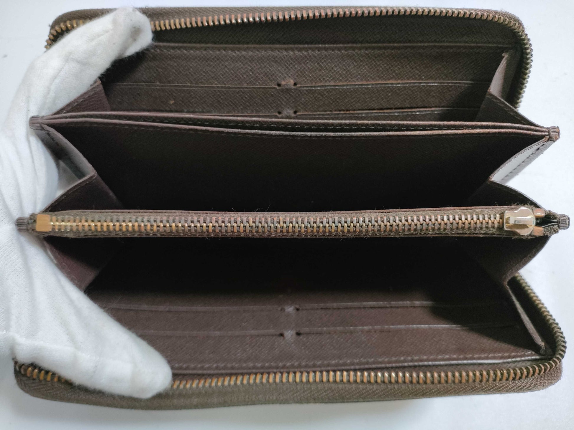 LOUIS VUITTON Monogram Wallet Set
