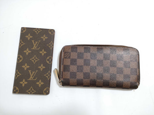 LOUIS VUITTON Monogram Wallet Set