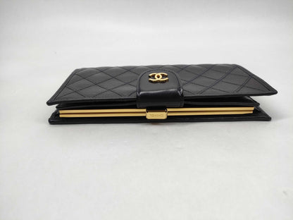 CHANEL [With sticker card] No. 4 long wallet with warranty card and box