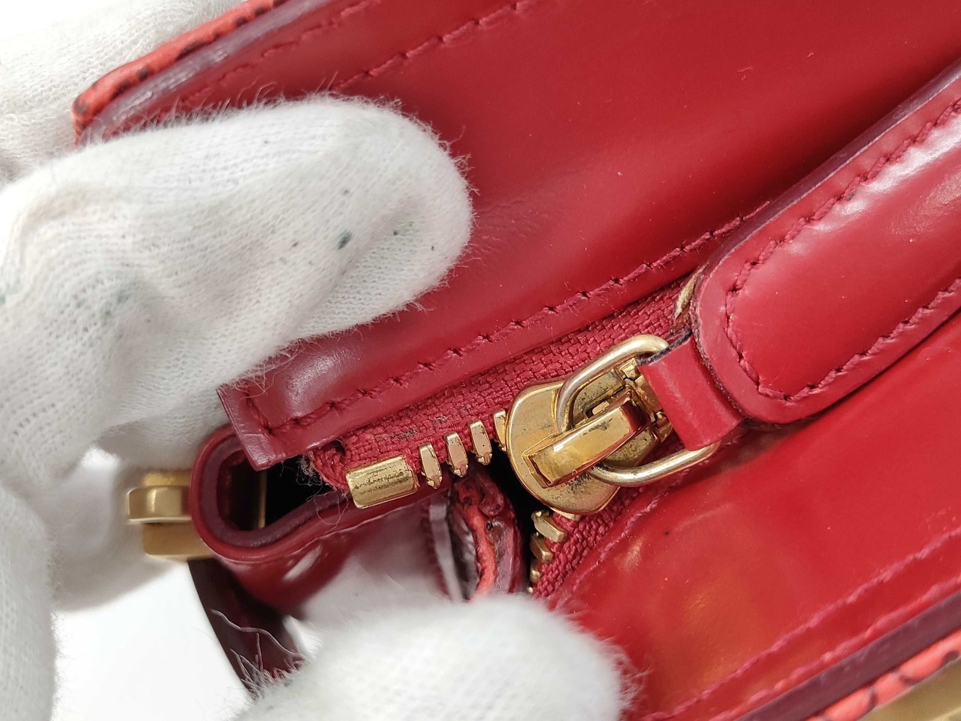 Salvatore Ferragamo Gancini Handbag