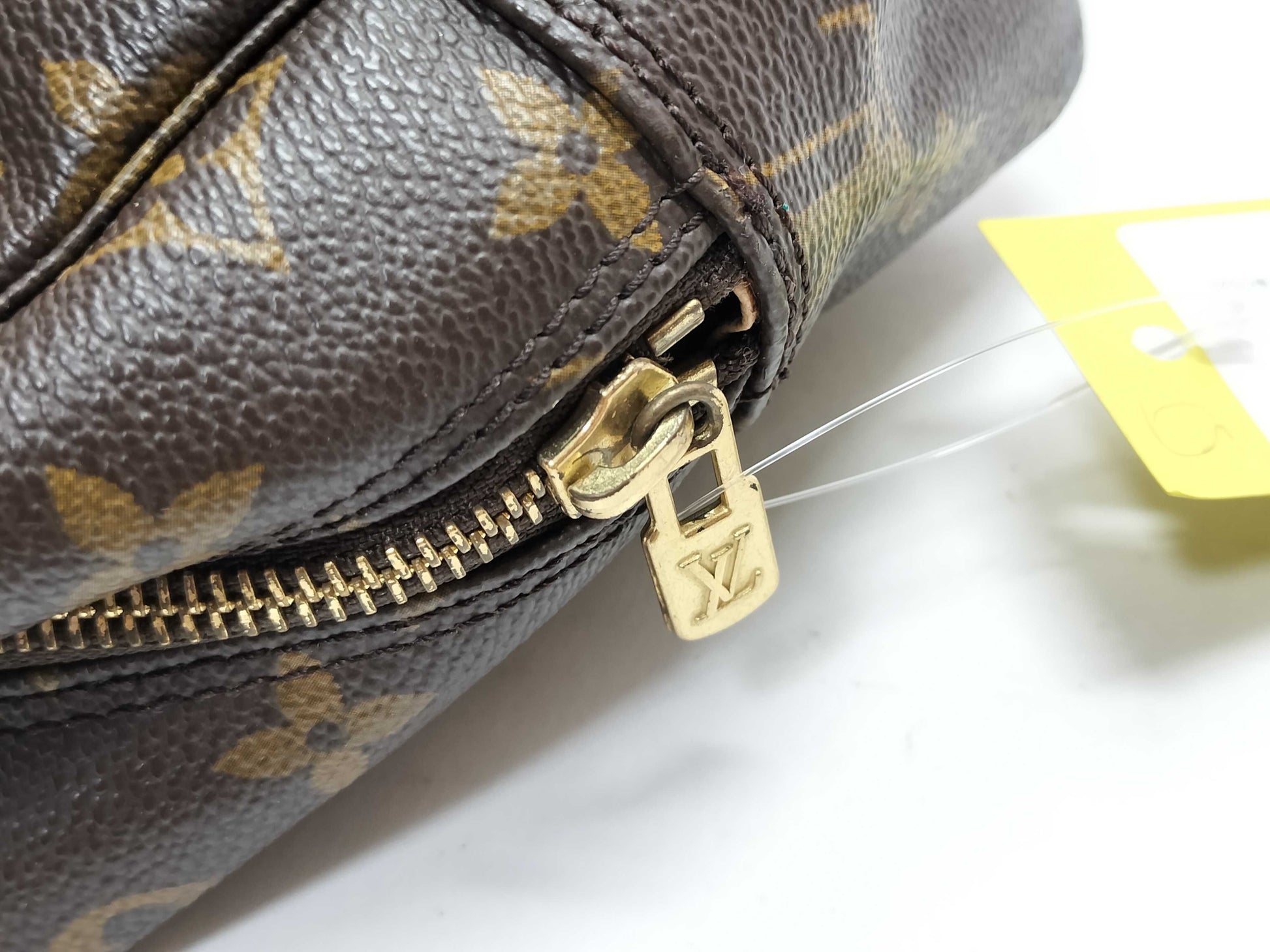 LOUIS VUITTON NO. 0991 Monogram Truest Wallet 28 M47522 Pouch