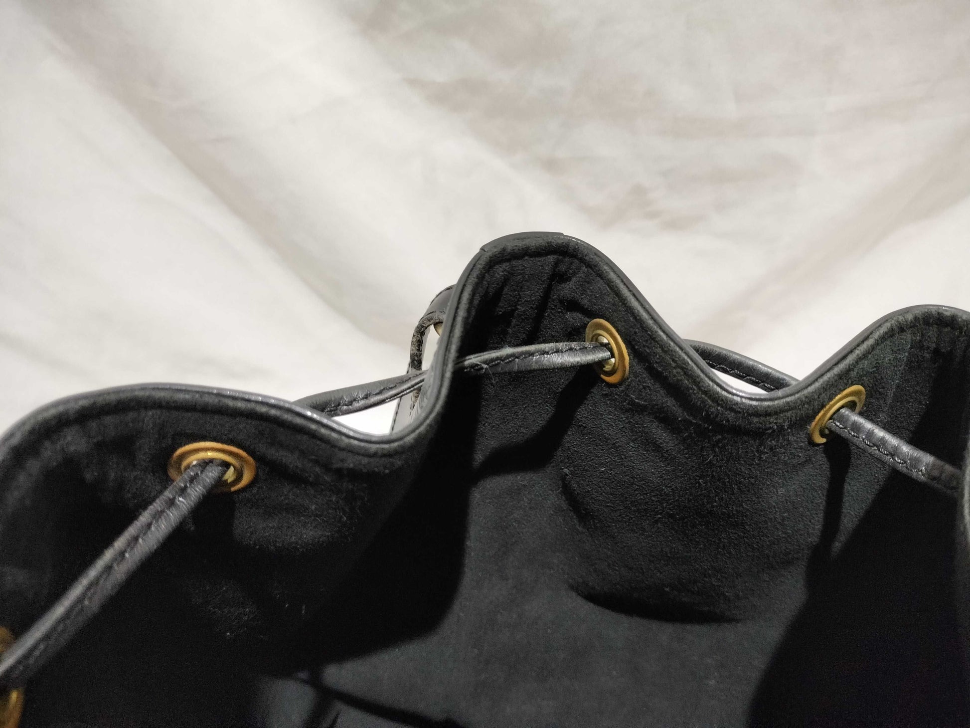 LOUIS VUITTON RFID Unverifiable Serial Number Unverifiable Epi Noe/Black Shoulder Bag