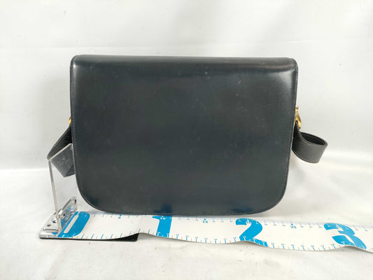 CELINE Carriage Shoulder Bag, Leather, Black, Shoulder Bag