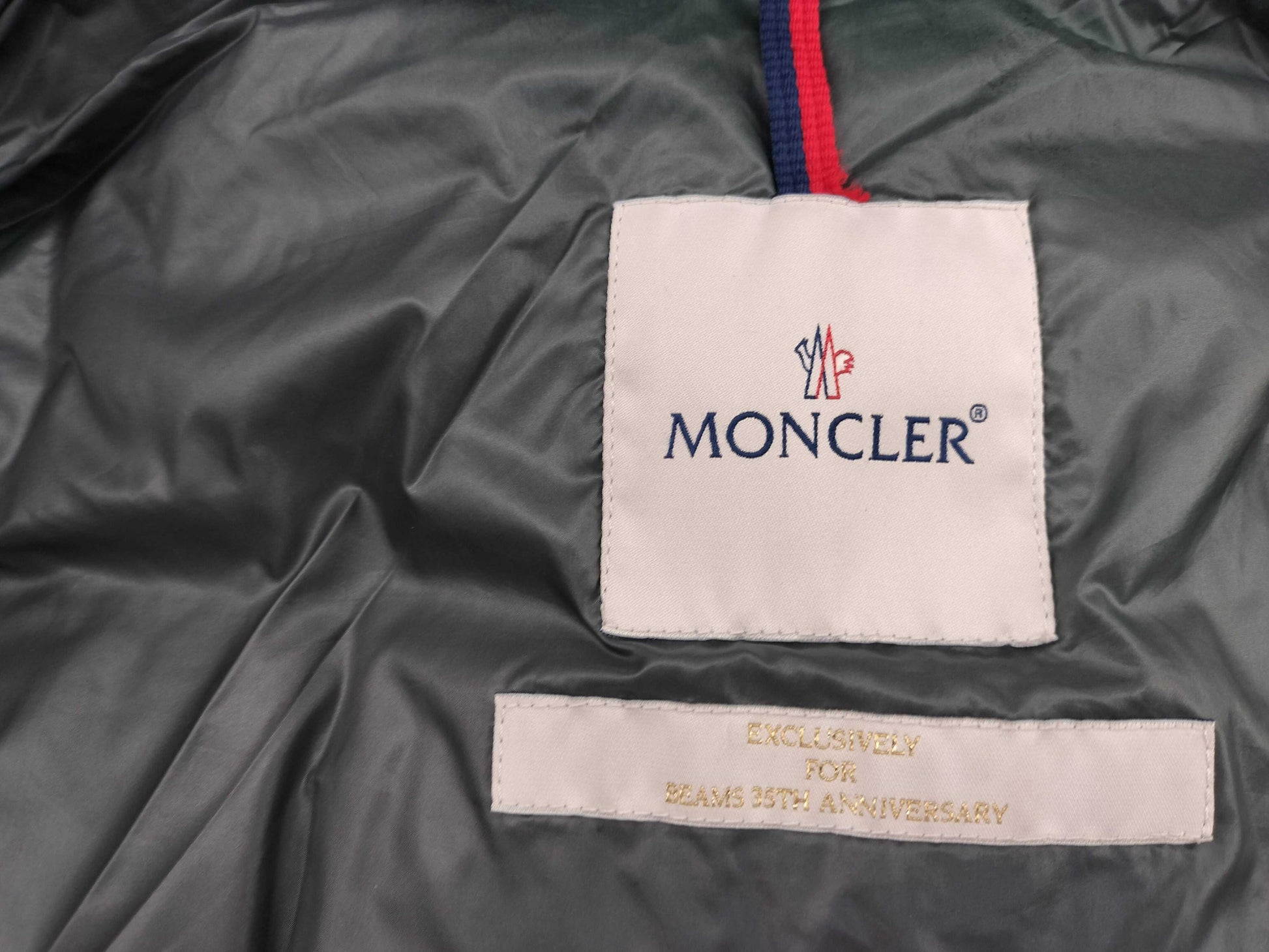 MONCLER RN116347 Coat