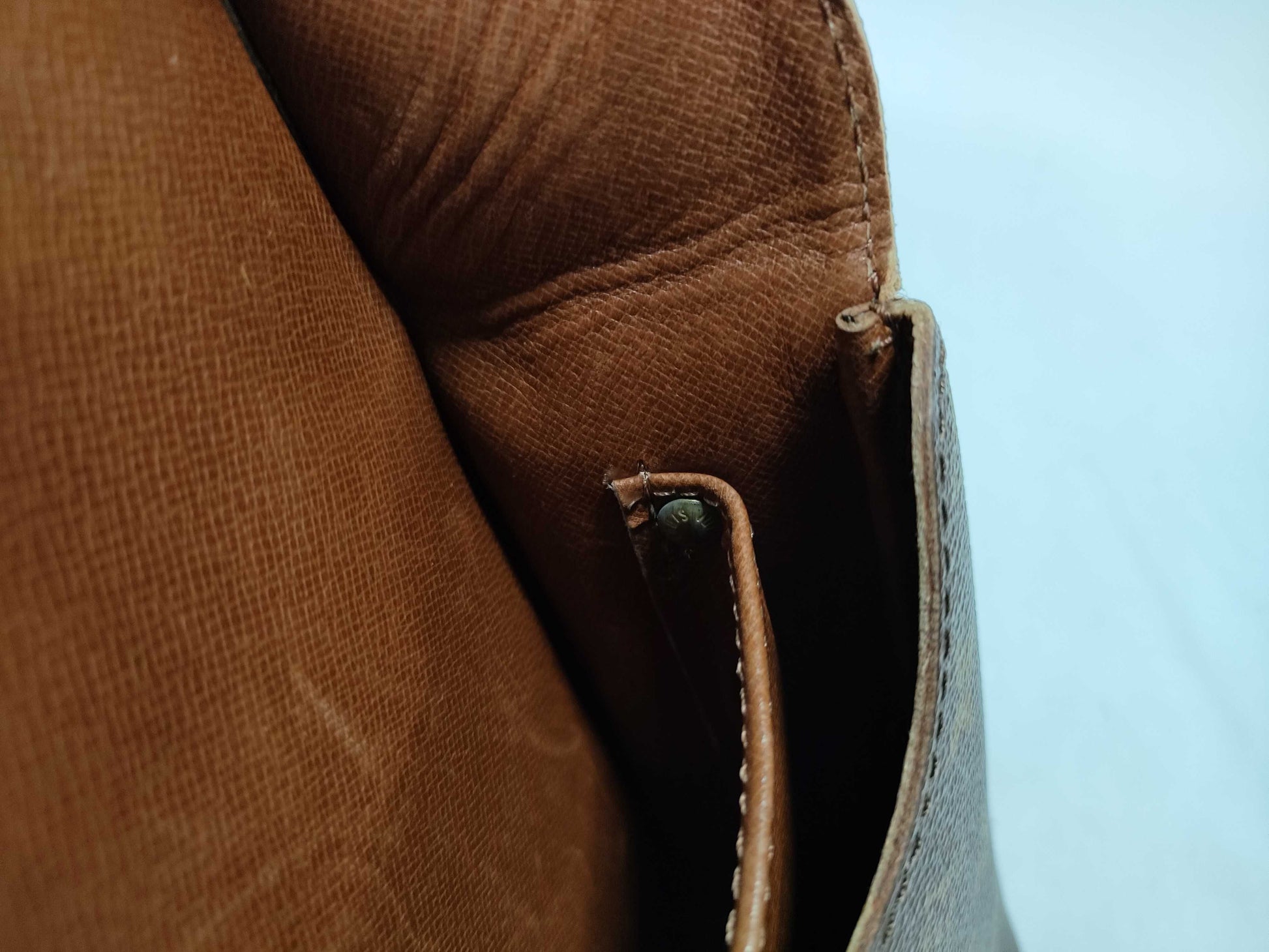 LOUIS VUITTON RFID Unverifiable 843 Monogram Cartesiere Shoulder Bag