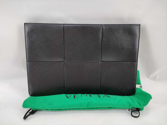 BOTTEGA VENETA Arco Clutch Bag Clutch Bag