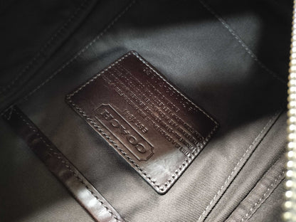 COACH 70360 Shoulder Bag