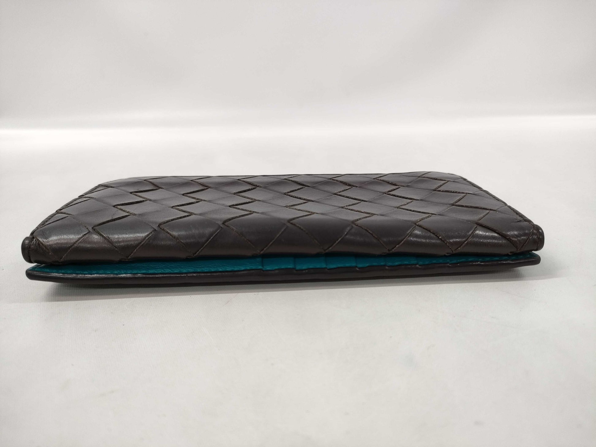 BOTTEGA VENETA Intrecciato Bifold Long Wallet with Billfold