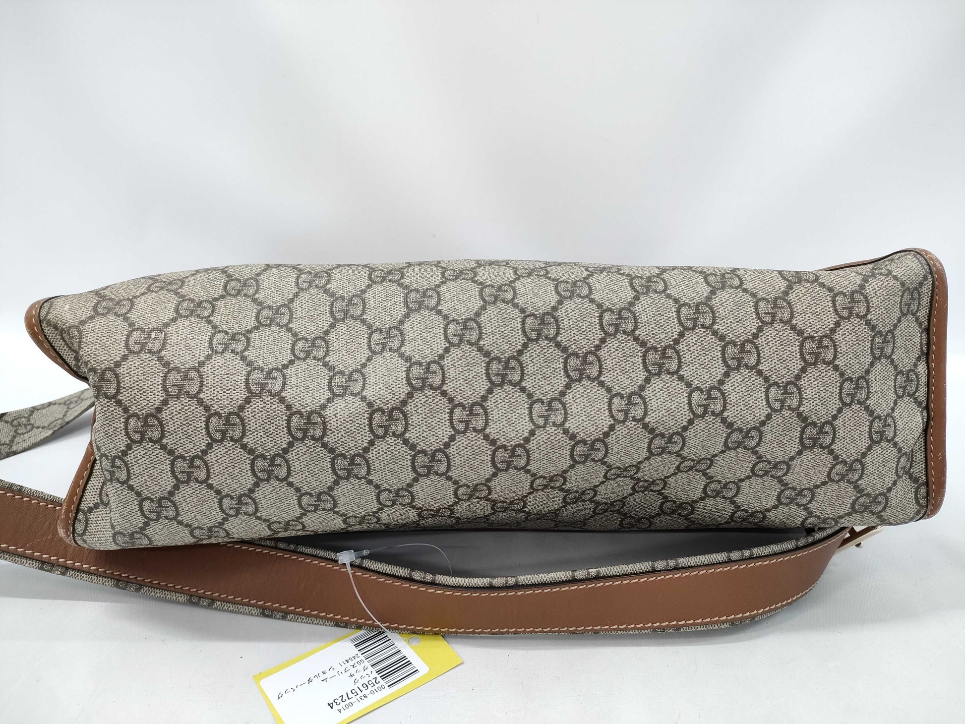 GUCCI GG Supreme 246411 Shoulder Bag