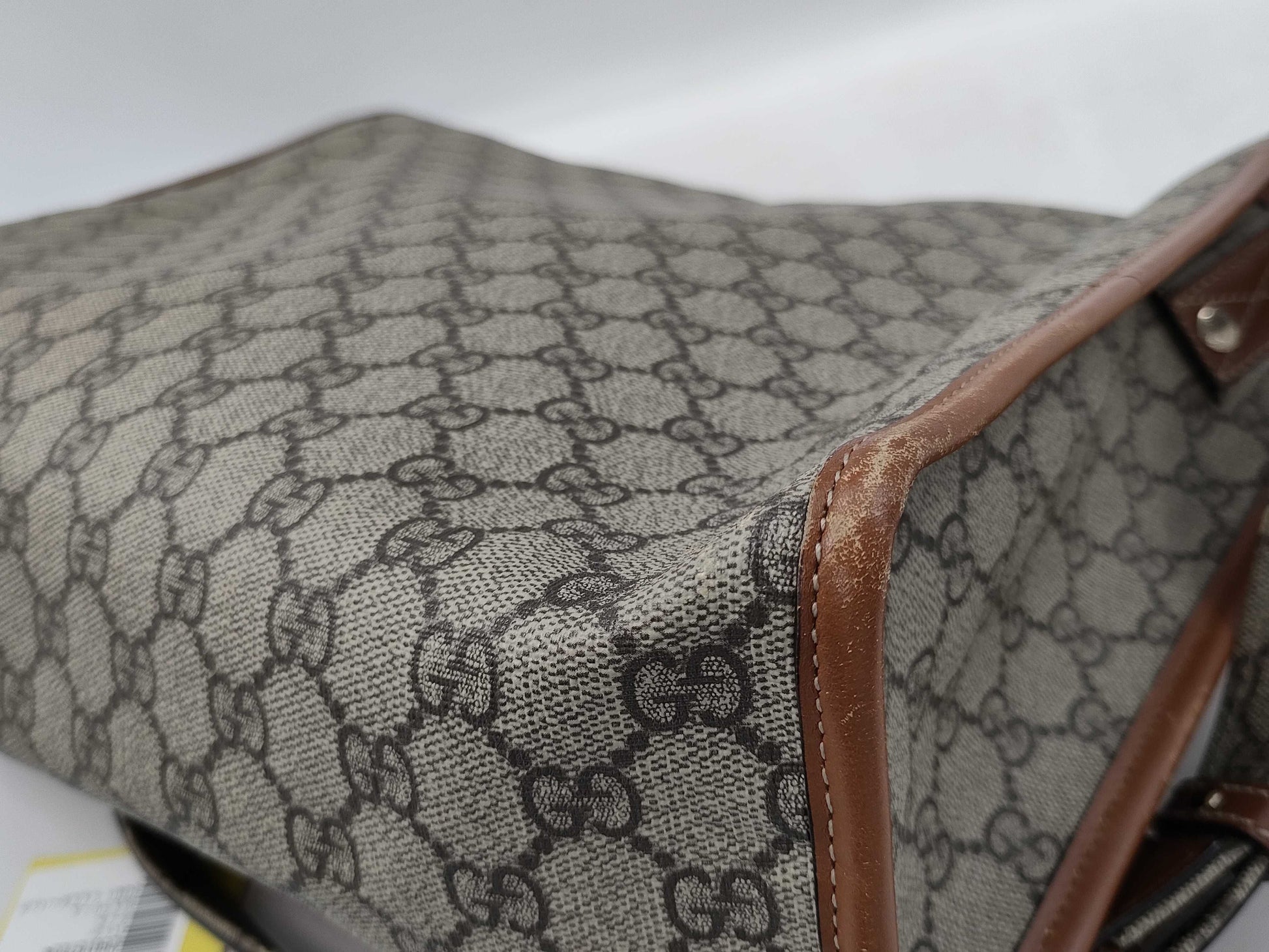 GUCCI GG Supreme 246411 Shoulder Bag