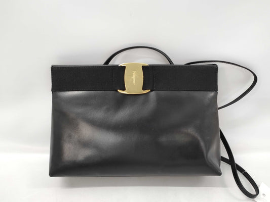 Salvatore Ferragamo Vara Leather Shoulder Bag