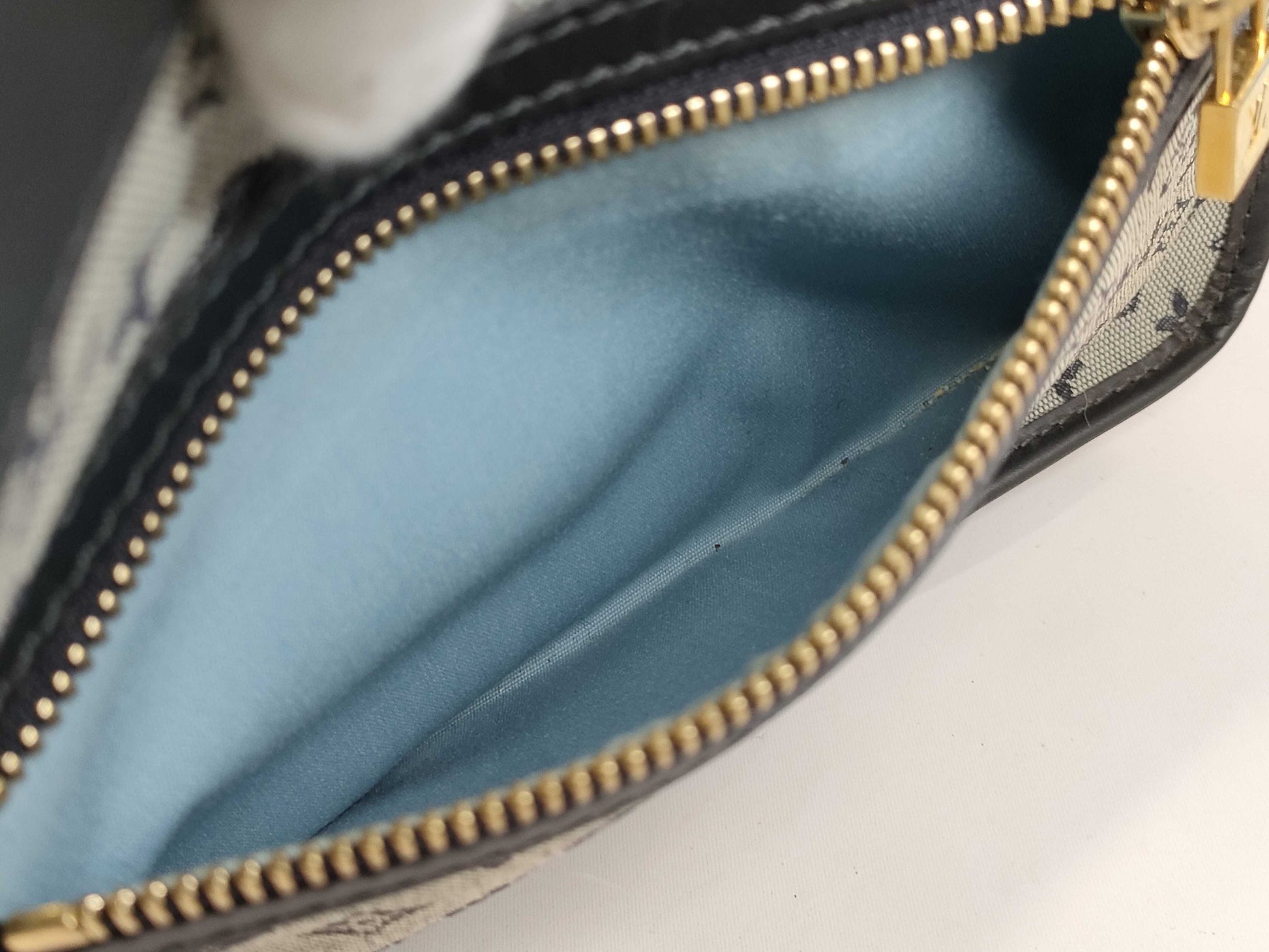 LOUIS VUITTON Monogram Mini Sac Catherine M92325 Handbag