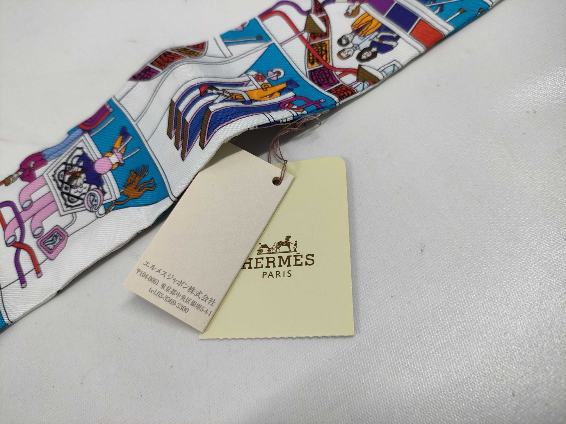 HERMES Twilly Maison Decalle Scarf