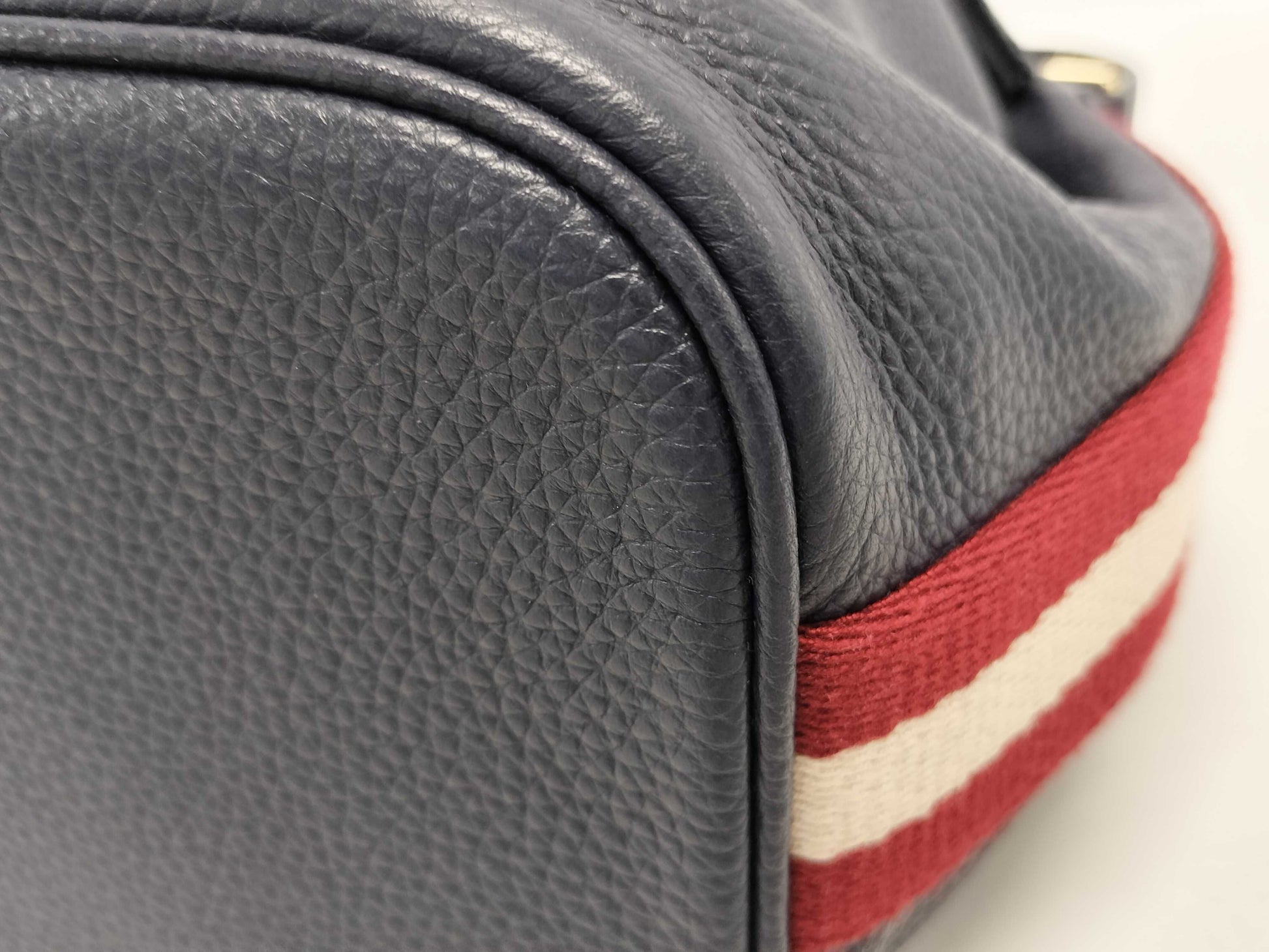 BALLY Leather Drawstring Shoulder Bag
