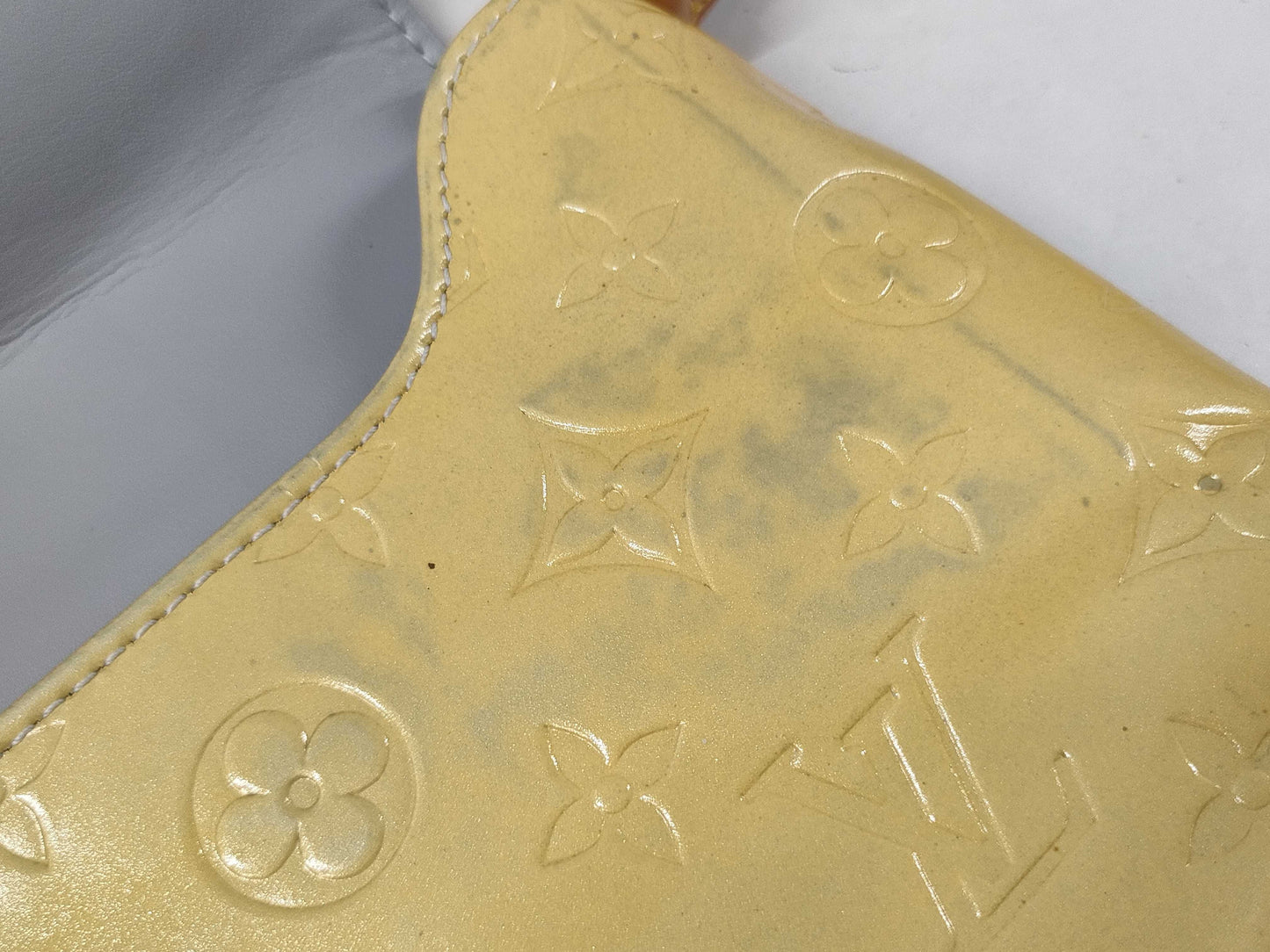 LOUIS VUITTON Vernis Thompson Shoulder Bag