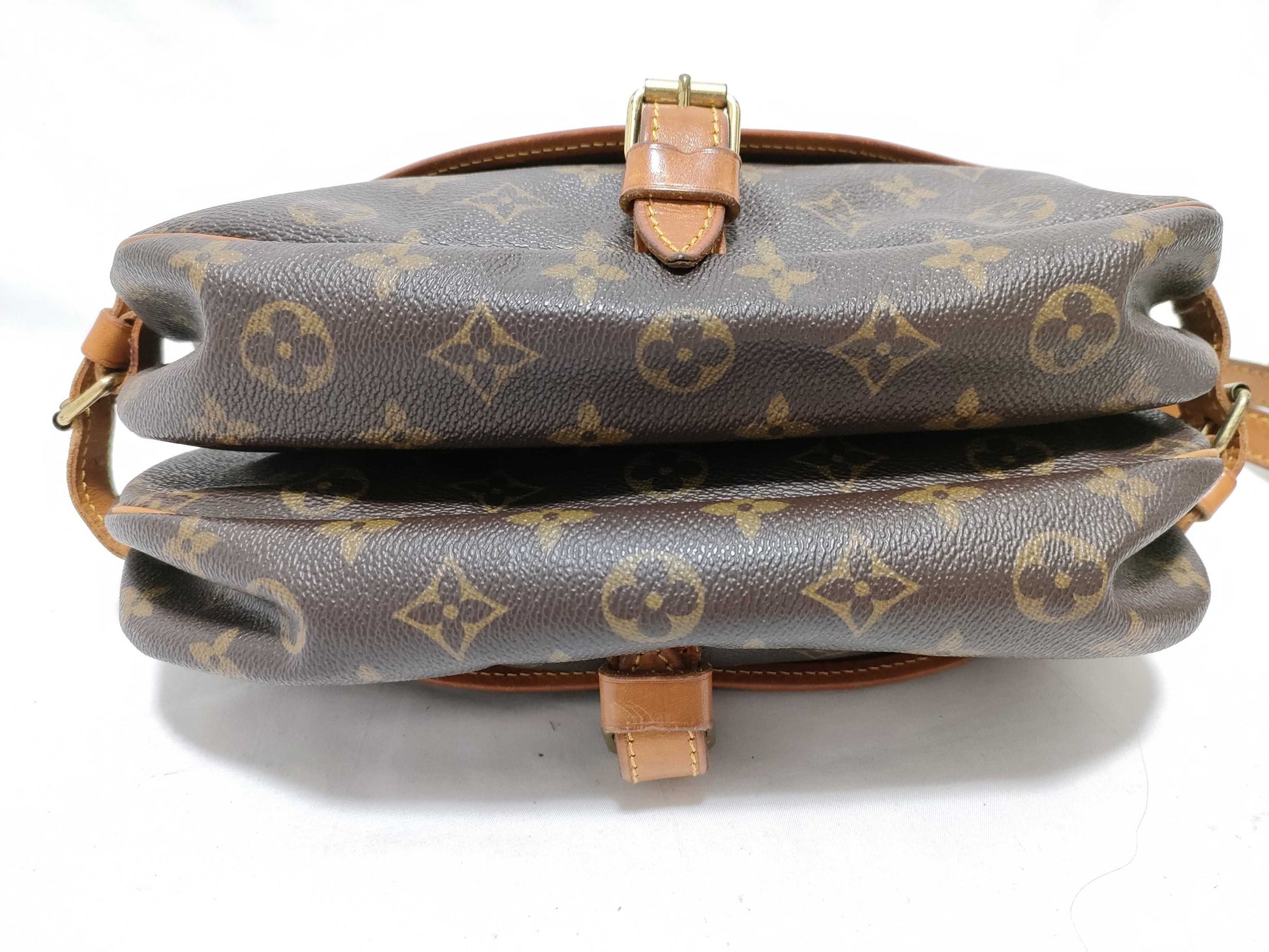 LOUIS VUITTON Monogram Saumur 30 Shoulder Bag