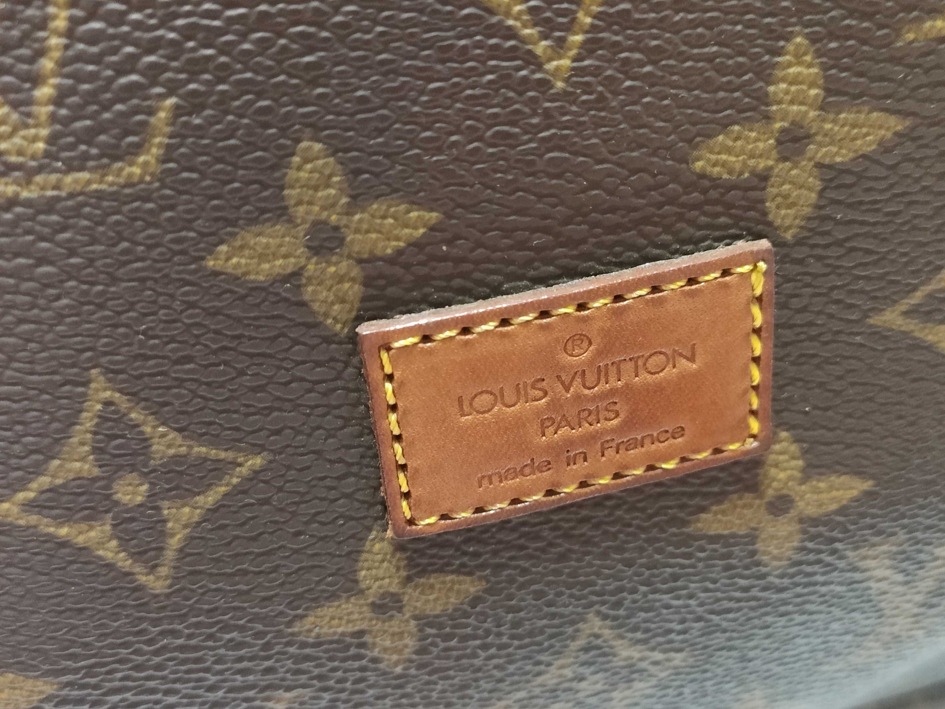 LOUIS VUITTON Monogram Saumur 30 Shoulder Bag