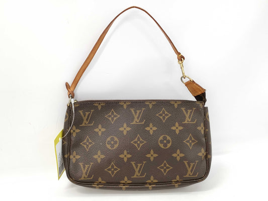 LOUIS VUITTON Monogram Pochette Accessoires Handbag