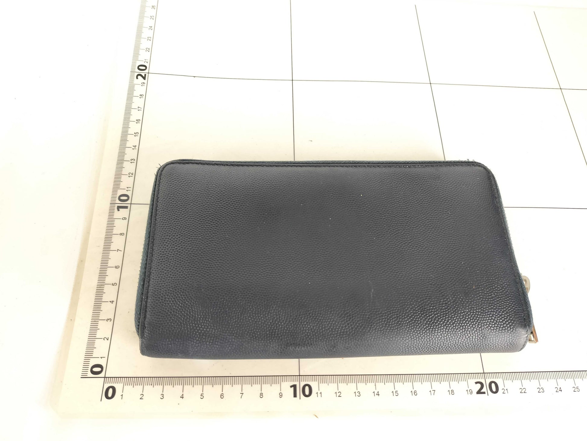 Yves Saint Laurent Round Zip Long Wallet